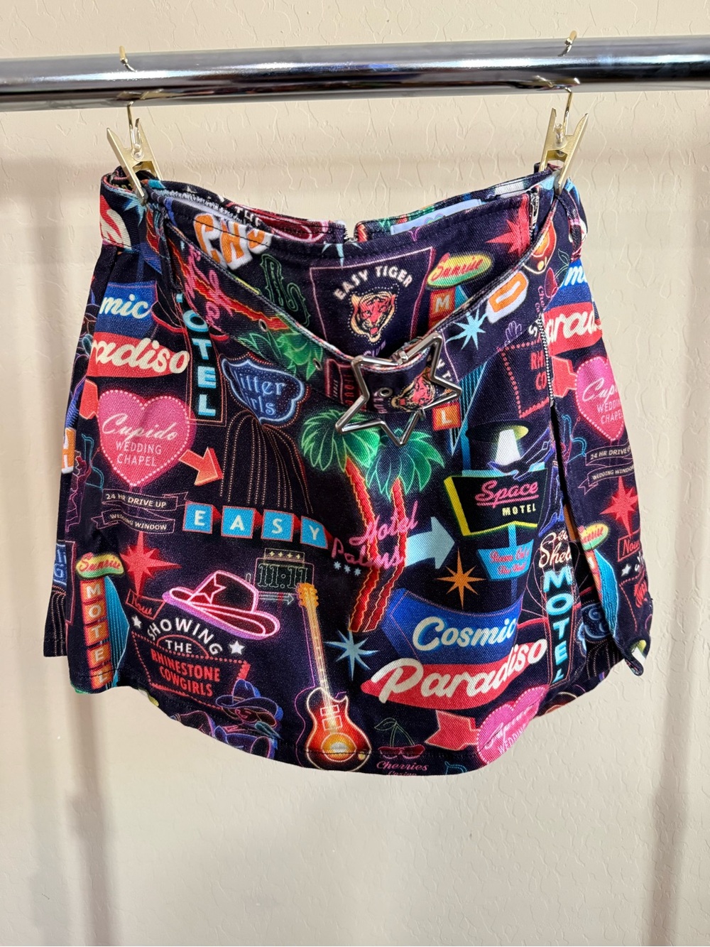 Neon Sign Print Mini Skirt with Star Buckle
